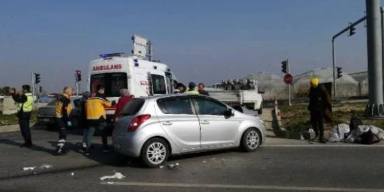 Depremzedeler kaza yaptı: 1 ölü, 5 yaralı