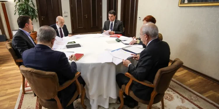 Millet İttifakı deprem gündemiyle toplandı: Sorumlular not edilmiştir