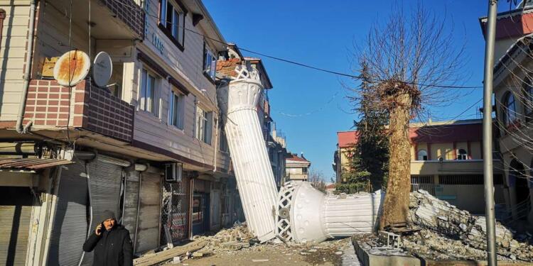‘Makinalar gelmedi, kardeşim donarak öldü’