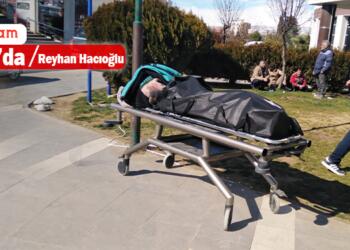 Adıyaman Devlet Hastanesi’nde cenazeler yerlerde, aileler kefenle hastane kapısında bekliyor