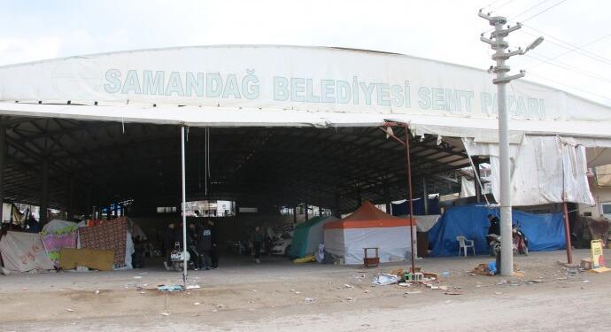 Samandağ’da mağduriyet üstüne mağduriyet: Muhtar çadırları dağıtmıyor