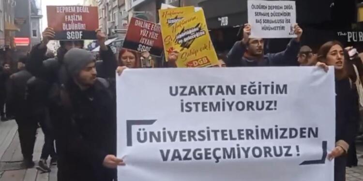 Uzaktan eğitime karşı çıkan öğrenciler gözaltına alındı