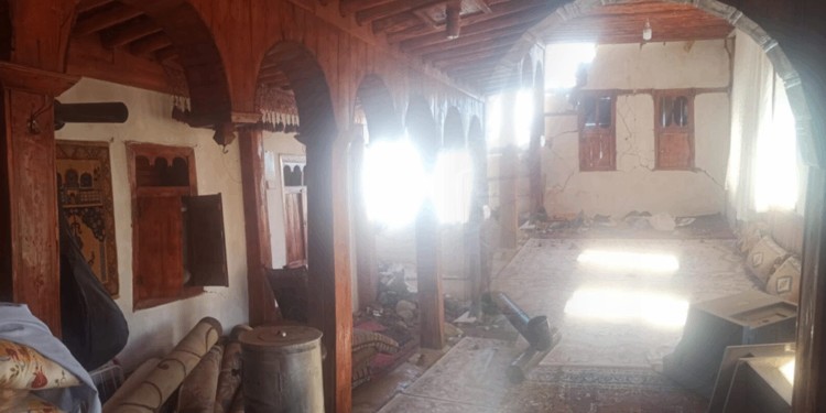 150 yıllık Üryan Hızır Ocağı’na ait tarihi cemevi yıkıldı