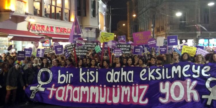 Sosyo Politik erkek şiddetini raporlaştırdı