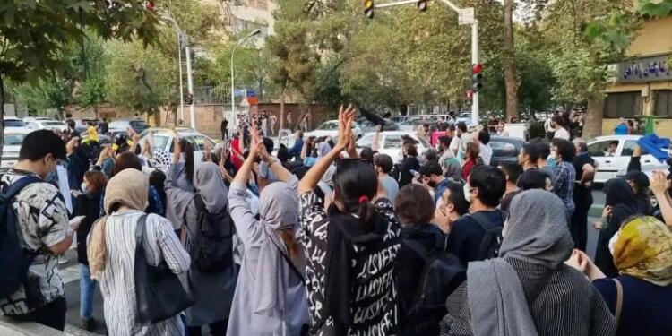 Rojhilat’ta 4 kişi idam edildi