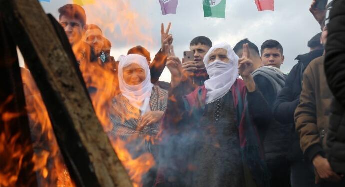 Tutuklulardan Amed Newroz’una çağrı