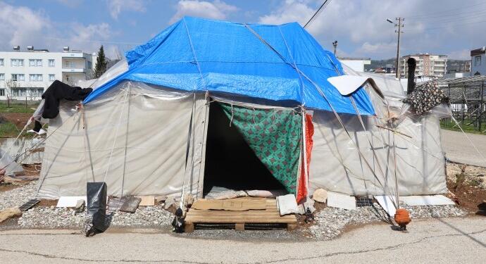 Milyarlar hala kayıp:  Bizi kaderimize terk ettiler!