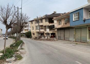 AFAD karşı mahalleden 3 günde gelemedi!