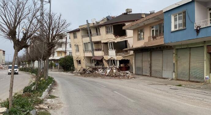 AFAD karşı mahalleden 3 günde gelemedi!