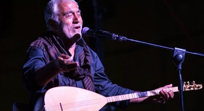 Sanatçı Ali Baran’a havaalanında gözaltı