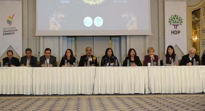 İstanbul’da Newroz startı verildi: Ülkeyi enkazın altında bırakanlardan hesap soracağız