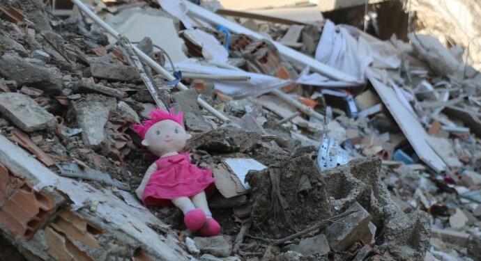 Çocuklar cemaat yurtlarına teslim ediliyor, aileler kayıp çocuklarını arıyor