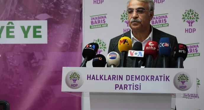 Sancar açıklama yaptı: Bizler buradayız, hep birlikte değiştireceğiz.