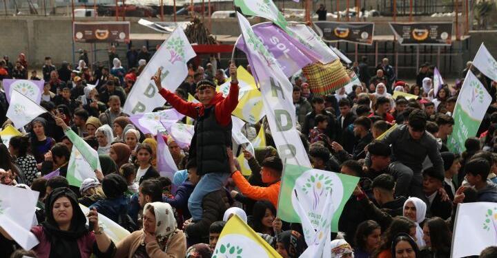 Milyonlar alanda: İmralı’ya ses oldular