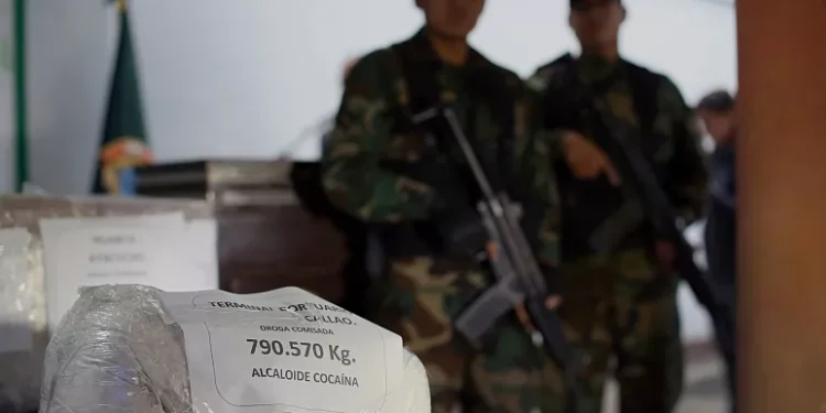 Peru’da Türkiye’ye kokain taşıyan bir gemiye el konuldu