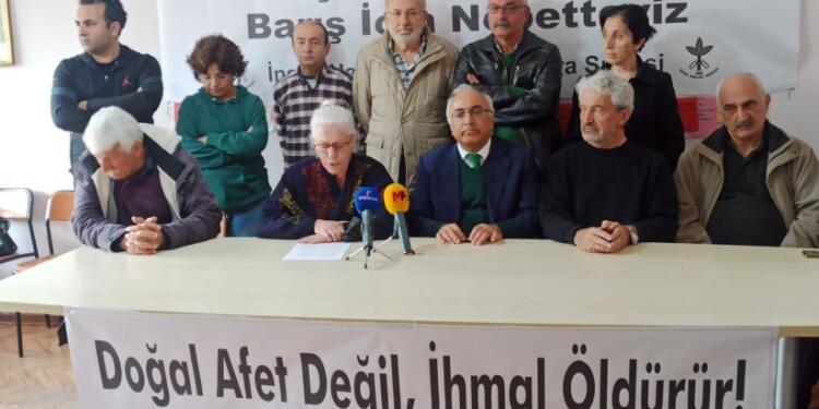 İHD: Sorumlular istifa etmek yerine depremi dış güçlere bağladı