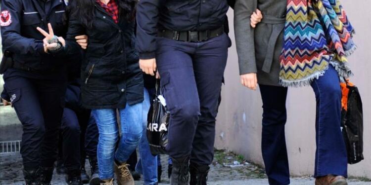 İzmir’de gözaltı operasyonu