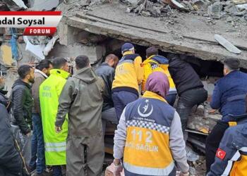 Enkazın altından yeni yaşama