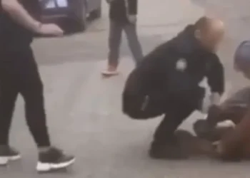 Polis eşliğinde kadın cinayeti!