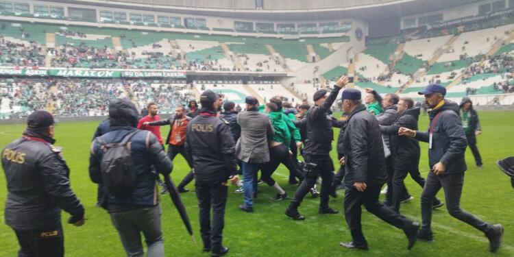 Amedspor oyuncularına maç öncesi saldırı: Beyaz toroslarınızı da yeşilinizi de yeneceğiz!