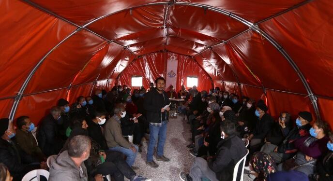 Gönüllü avukatlardan depremzedelere hukuki bilgilendirme