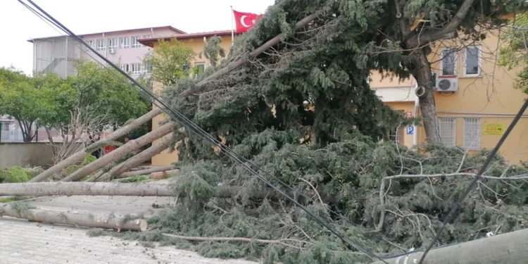 Hatay için kuvvetli fırtına uyarısı