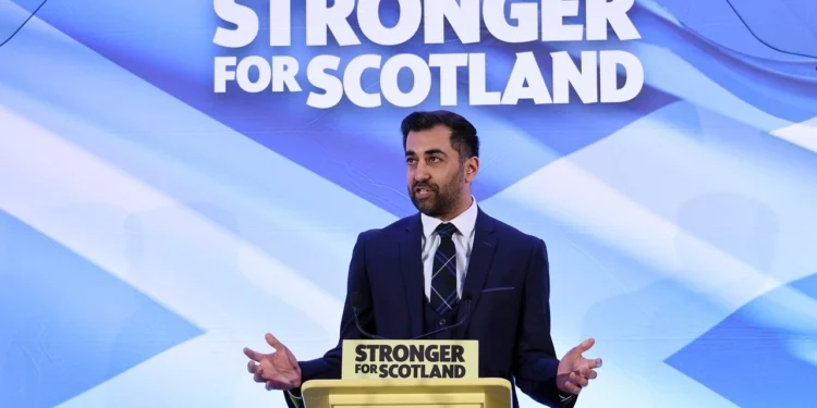 İskoçya’da bir ilk: Pakistanlı Yusuf Başbakan seçildi