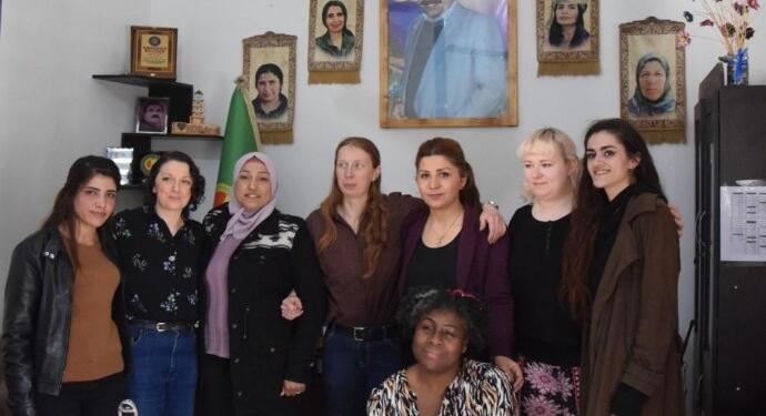 İskoç kadınlardan Kobanê ziyareti