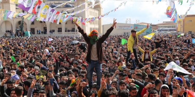 Qoser’de Newroz ardından 35 gözaltı