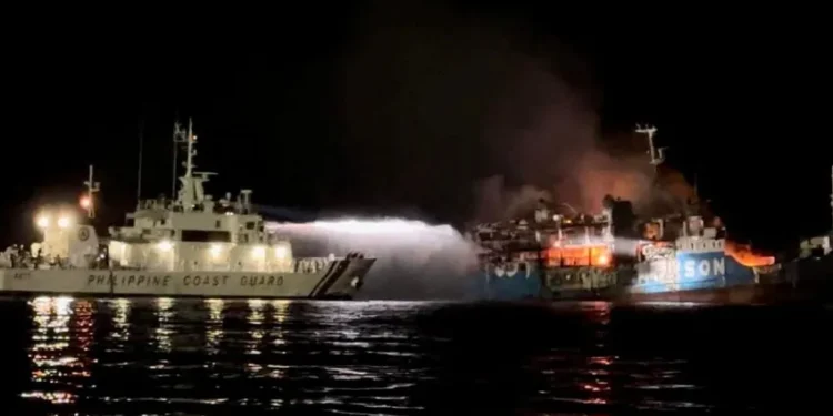 Filipinler’de feribotta çıkan yangında 31 kişi hayatını kaybetti
