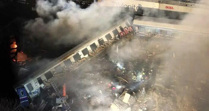 Yunanistan’da tren kazası : En az 29 ölü, 85 yaralı