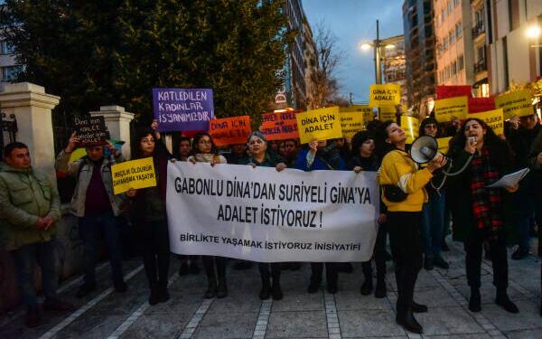 Birlikte Yaşamak İstiyoruz İnisiyatifi’den Dina ve Gina için eylem