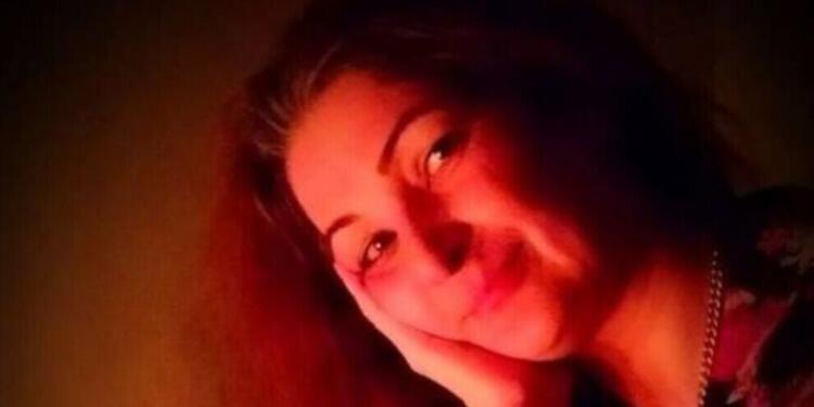 İran’da kamu görevlisi kadına hapis ve kırbaç cezası