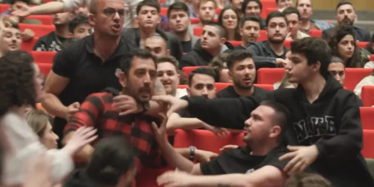 Babala TV’de Kürt gençlere saldırı girişimi: Salondan atılan gençlerden ‘özür’ dilendi