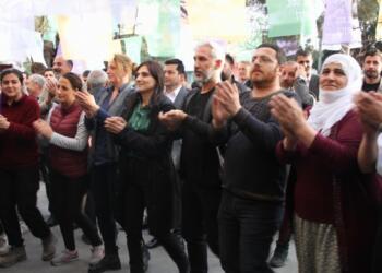 Yeşil Sol Parti’nin büro açılışına yoğun ilgi