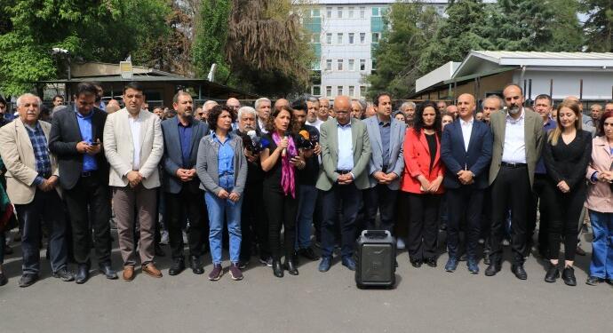 Tutuklamalara tepki: Halk 14 Mayıs’ta cevap verecek