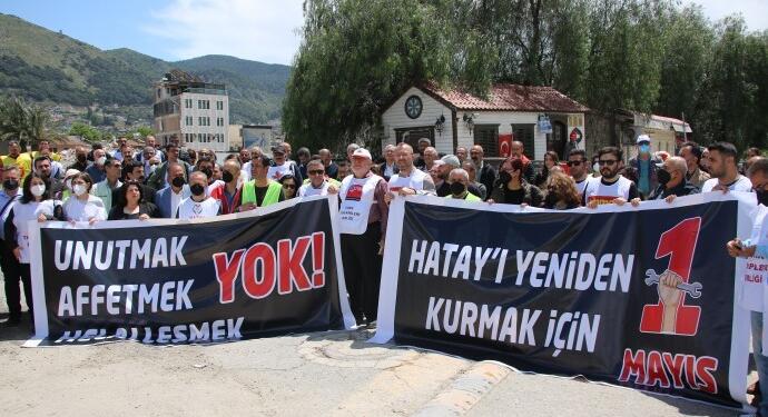 Hatay’da depremde yaşamını yitirenler anıldı: 14 Mayıs’ta hesap soracağız