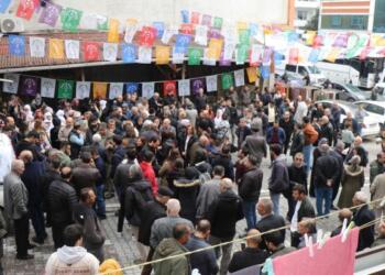Yeşil Sol Parti Esenyurt’ta seçim bürosu açtı