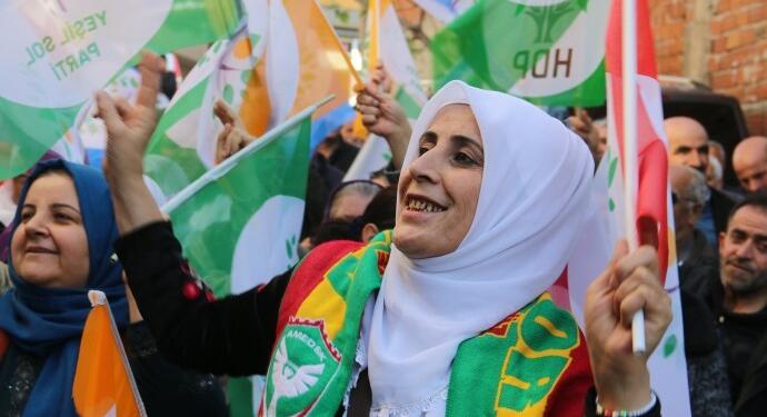 Yeşil Sol Parti İzmir’de halkla buluştu