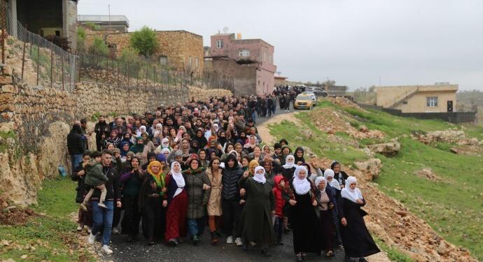 Görgün ve Kahraman için ‘bimre ixanet’ sloganları ile yürüyüş