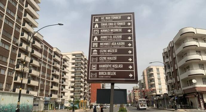 Gizleyici : Kayyumdan önce burada Kürtçe kurumlar vardı