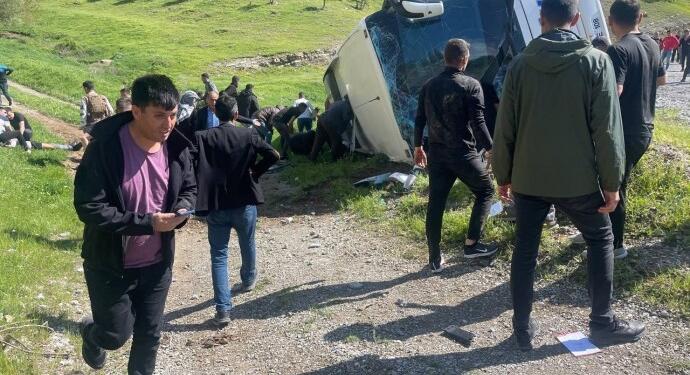 Şirnex’te askerleri taşıyan otobüs devrildi: 2 ölü, 45 yaralı
