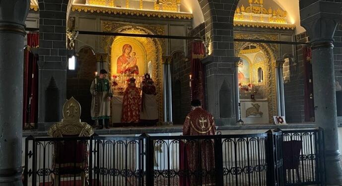 Surp Giragos Ermeni Kilisesi’nde 8 yıl sonra Paskalya Bayramı kutlandı