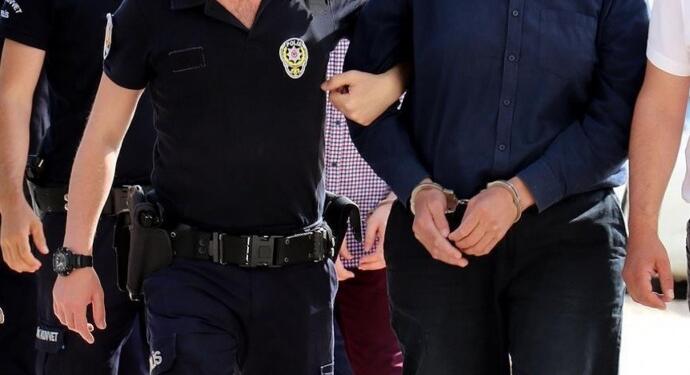 Antalya’da 4 kişi gözaltına alındı