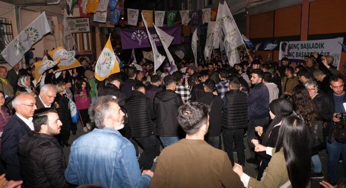 Gençler seçim şöleninde buluştu