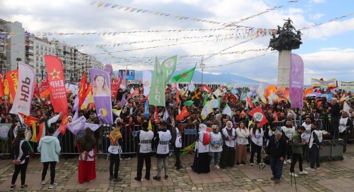 İzmir’de gözaltına alınan 17 kişi serbest bırakıldı