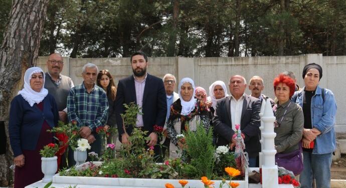 Deniz Poyraz’ın mezarı ziyaret edildi: Hesap soracağız