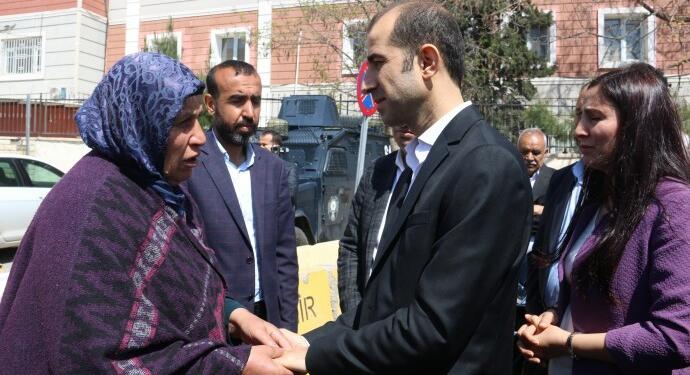 Bayındır’dan Adalet Nöbeti’ne ziyaret: Direnişinizle zulüm iktidarını yıktınız