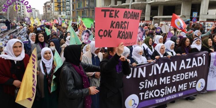 Koçyiğit: Kadınların eşit ve özgür yaşaması temel önceliğimiz