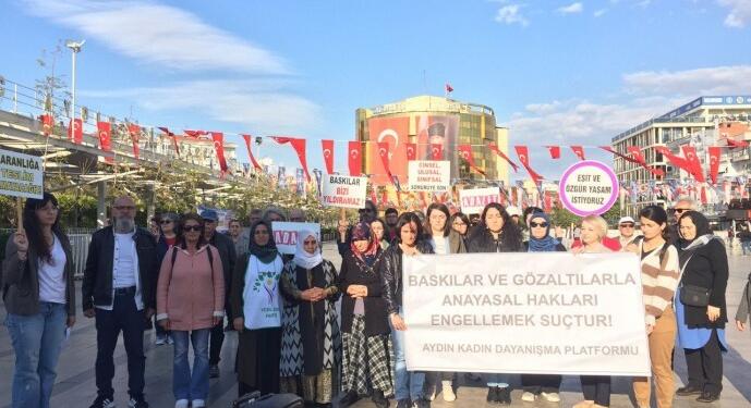 Aydın’dan kadınlar gözaltı ve tutuklamaları protesto etti